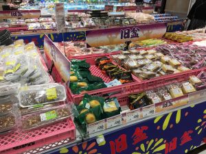 旧盆前の沖縄のスーパーの様子